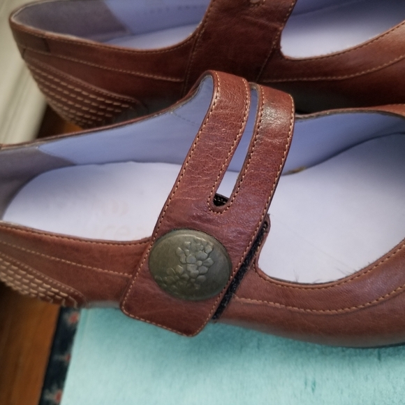 Marry Jane Low Heels - Picture 10 of 13